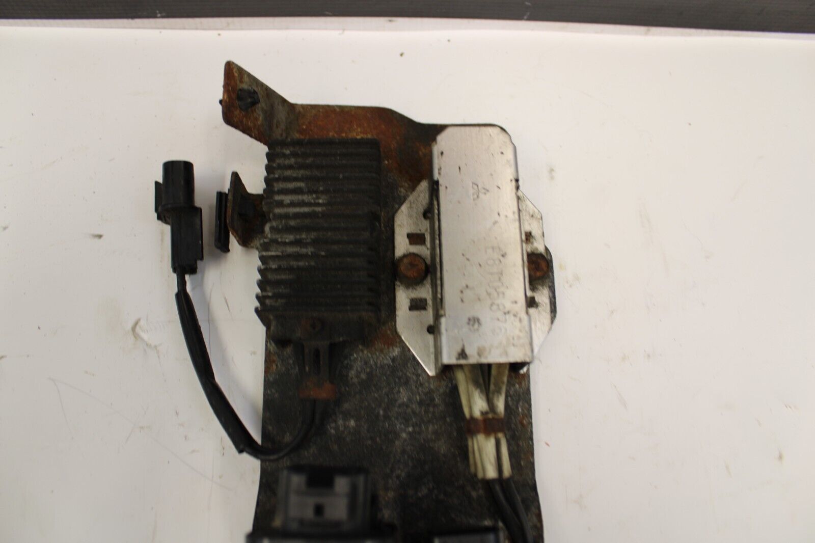 2003-2006 Mitsubishi Evolution Evo 8 9 Fuel Relay and Resistor OEM