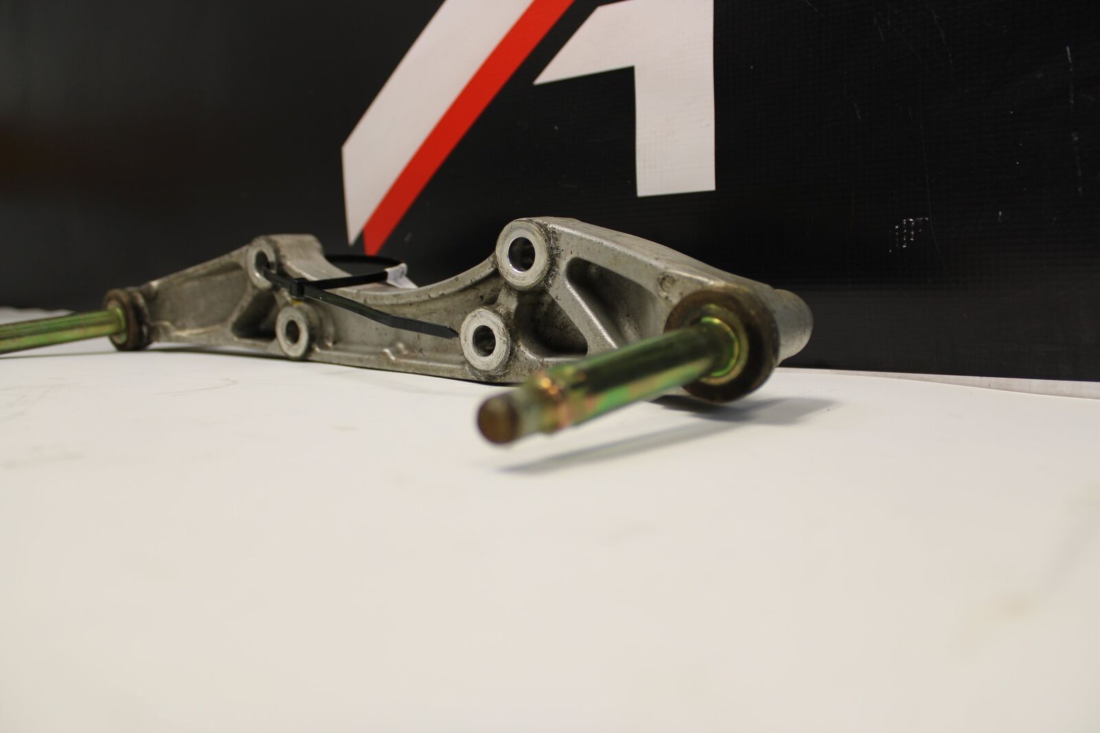 00-09 HONDA S2000 OEM FACTORY CENTER REAR DIFF BRACE COMPLETE STOCK – A ...