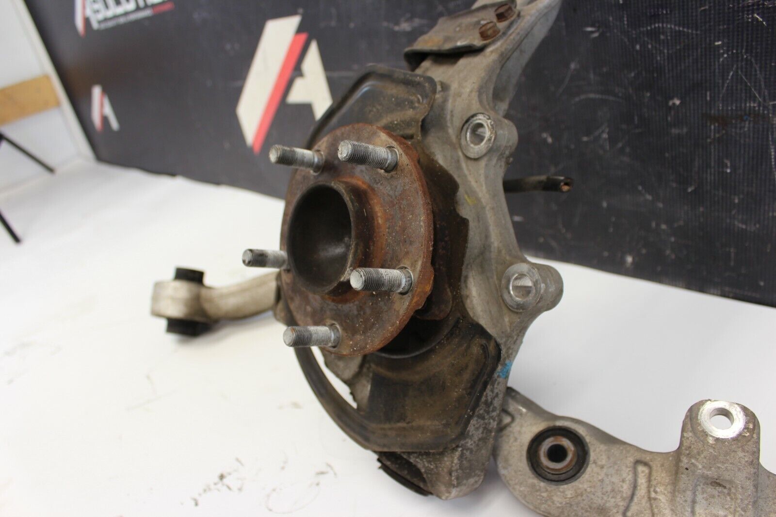 2003-2007 350Z G35 COUPE SEDAN (03-06) RWD FRONT RIGHT KNEE ASSY OEM