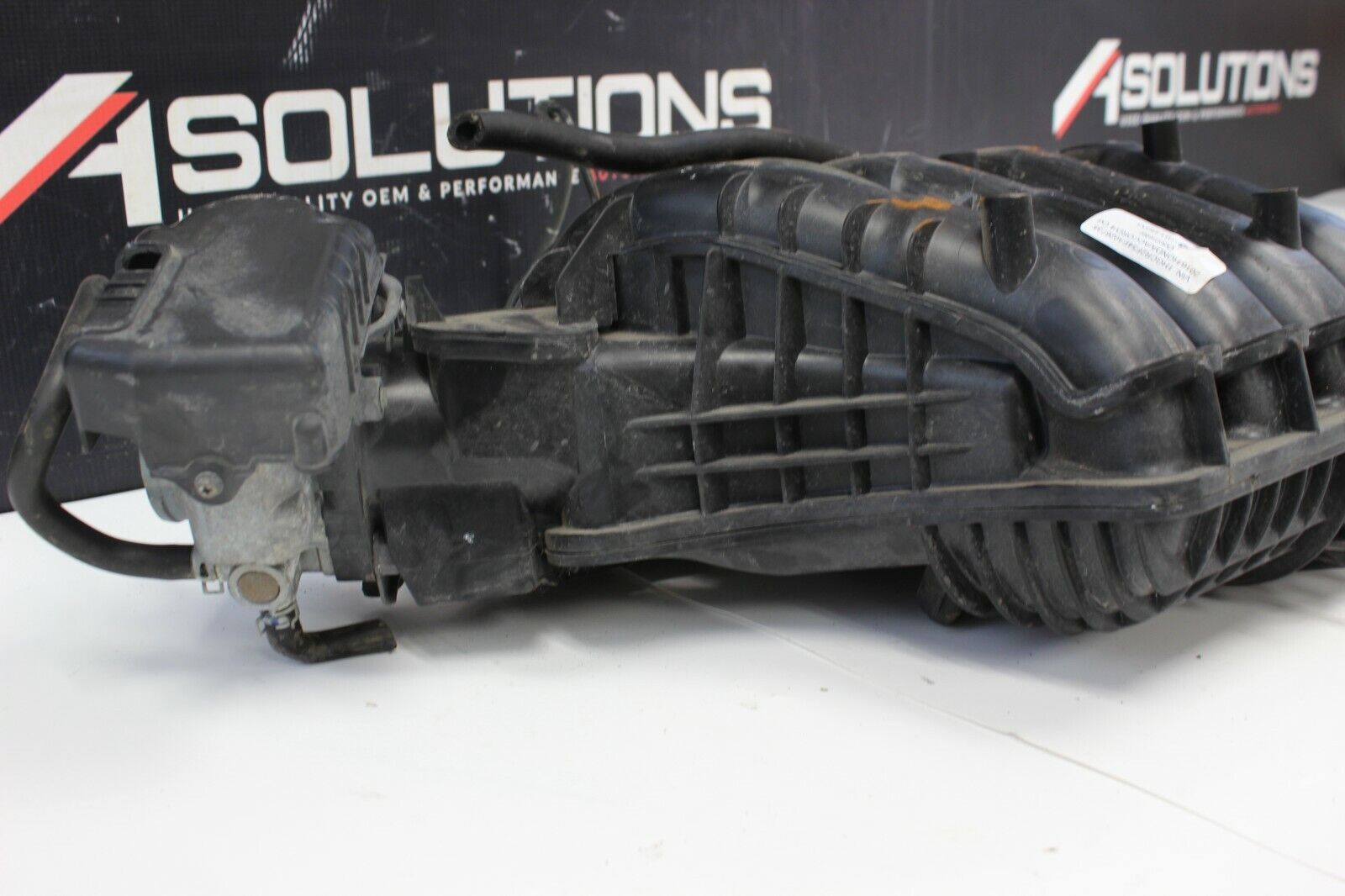 2013-2017 HONDA  ACCORD 2.4L INTAKE MANIFOLD OEM USED WITH THROTTLE BODY