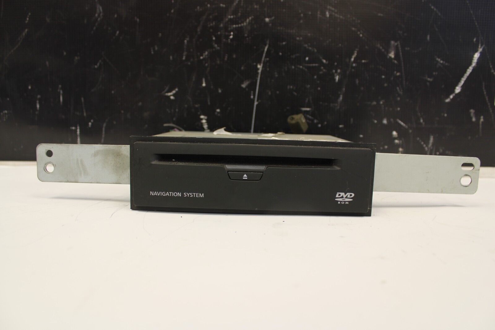 2006 Infiniti G35 GPS Drive Disc DVD Player Navigation P/N 25915 CF405