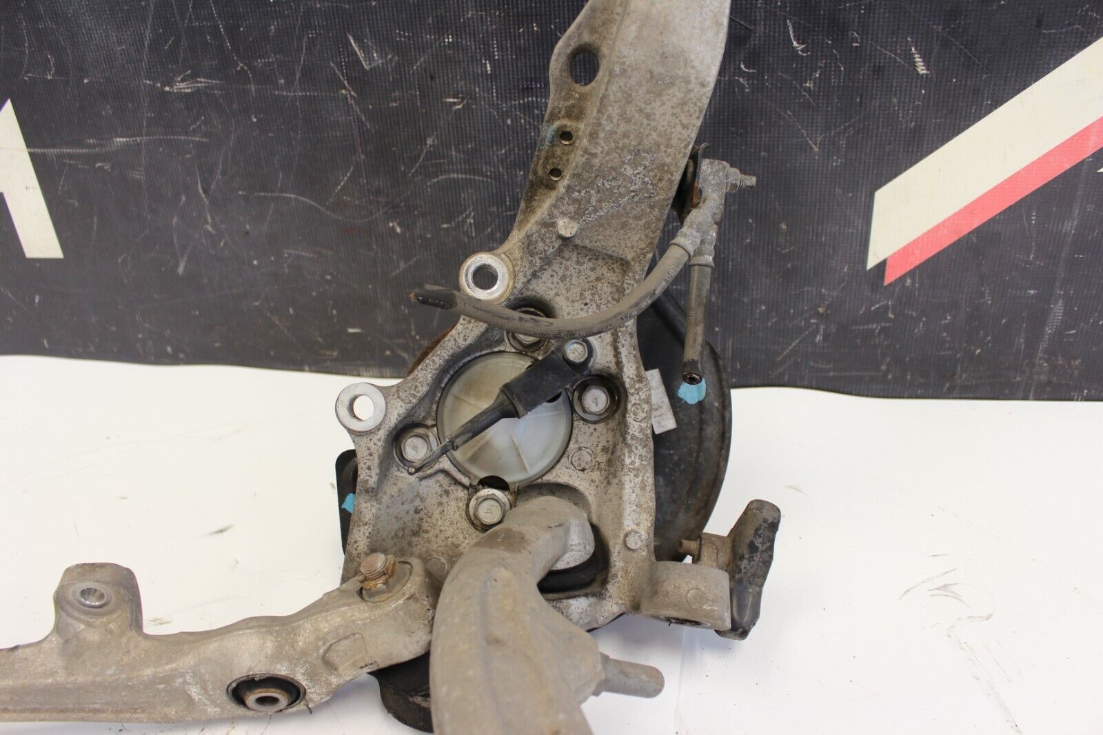 2003-2007 350Z G35 COUPE SEDAN (03-06) RWD FRONT RIGHT KNEE ASSY OEM