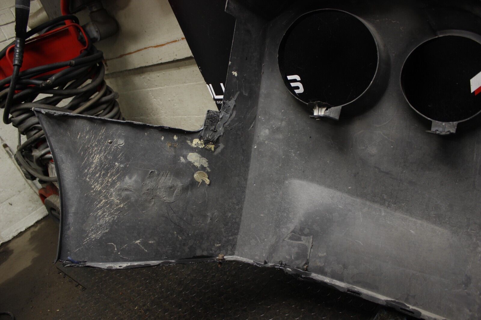 2009-2015 NISSAN GTR GT-R R35 REAR BUMPER COVER OEM  *DAMAGE*