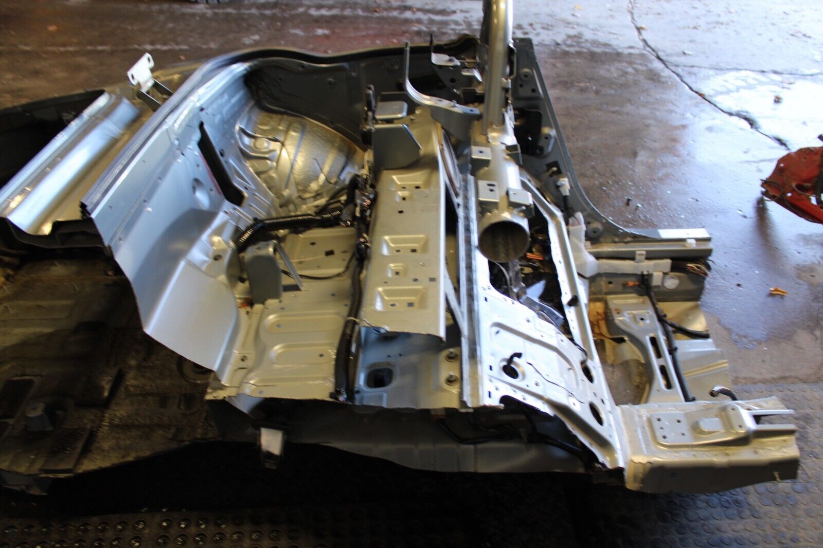 2003-2009 NISSAN 350Z CONVERTIBLE CONV DRIVER QUARTER PANEL CUT LH