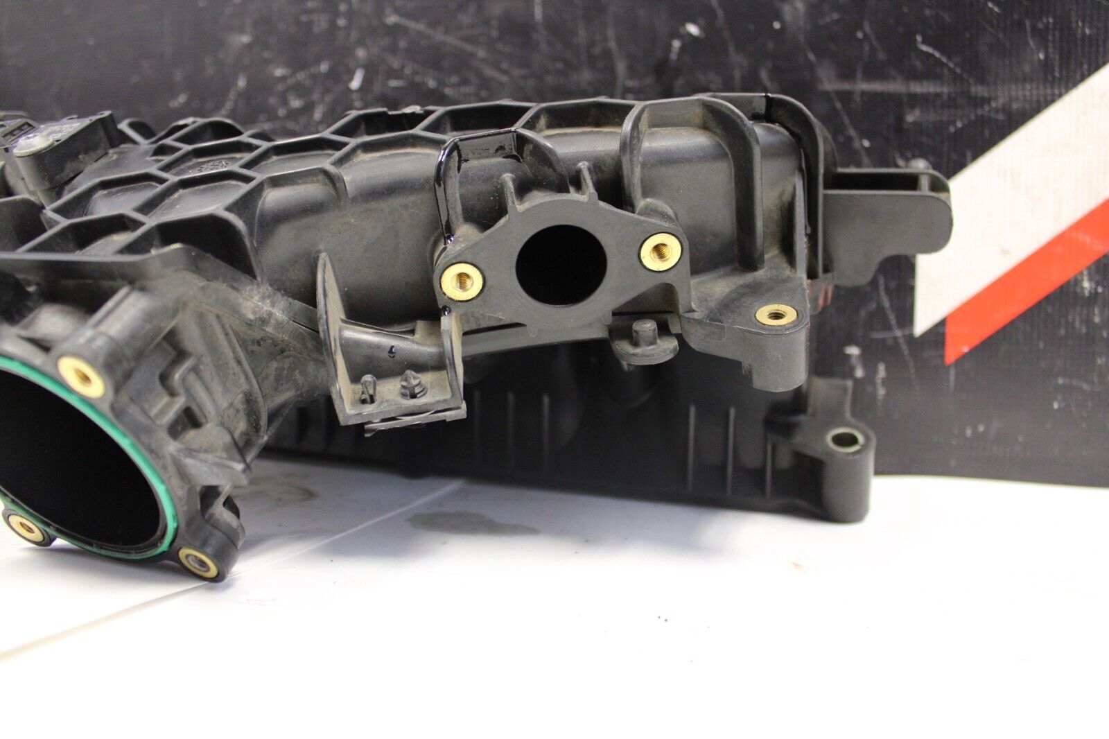 2013-2018 Ford Focus ST turbo oem air intake manifold assembly