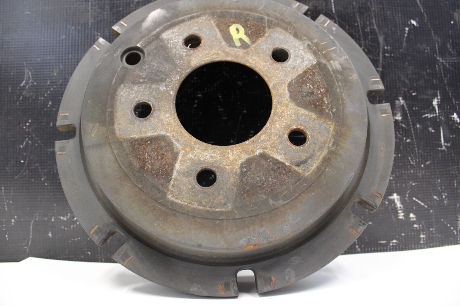 2010 NISSAN GT-R R35 PREMIUM VR38 3.8L OEM REAR BRAKE ROTOR TOP HAT