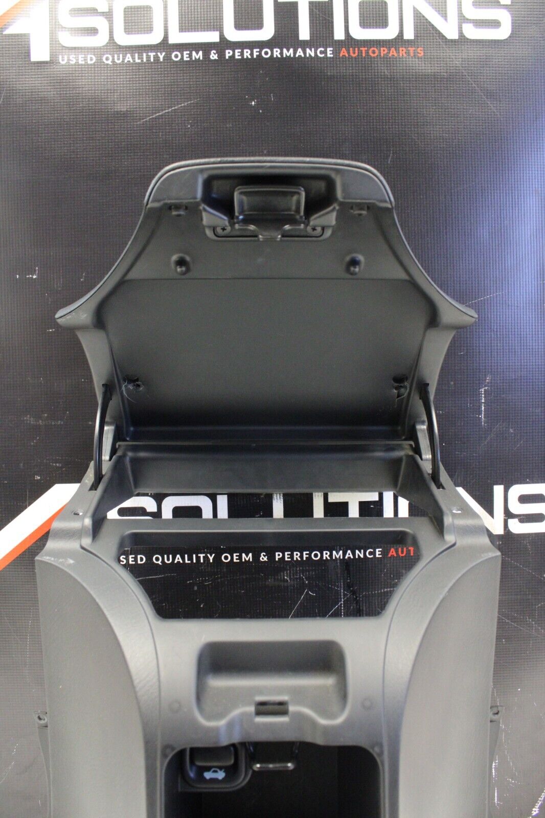 2000-2009 HONDA S2000 AP1 AP2 OEM BLACK CENTER CONSOLE GLOVE BOX