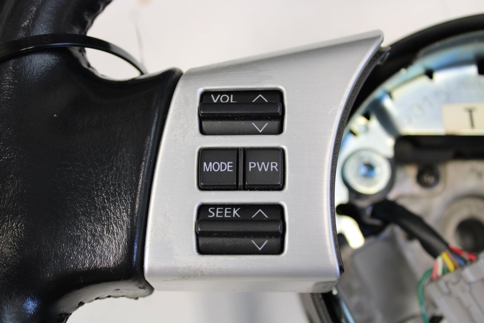 2006 Nissan 350Z OEM BLACK Steering Wheel Assembly
