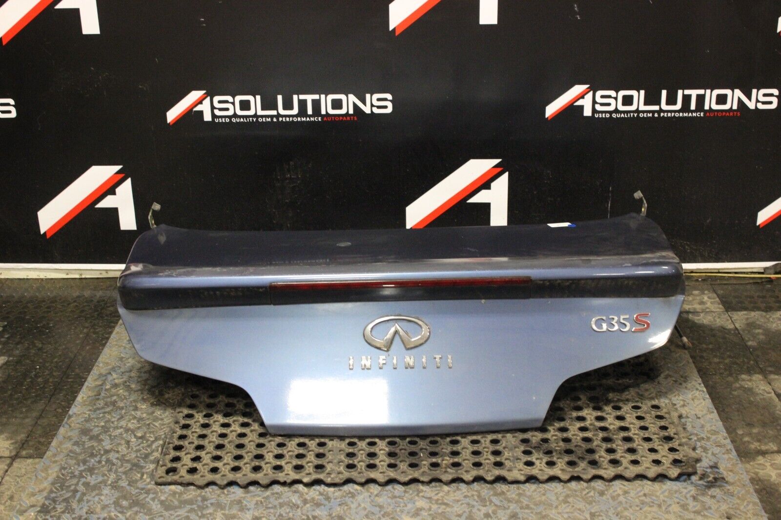 2003-2007 INFINITI G35 COUPE TRUNK LID OEM BLACK