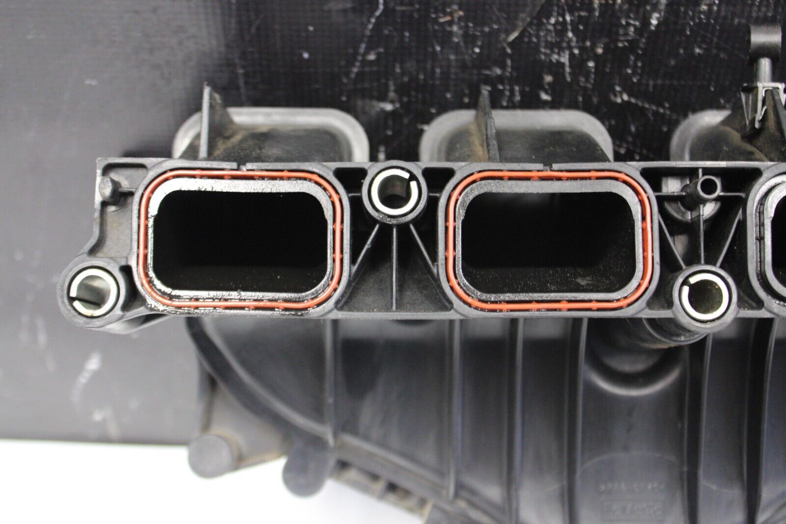 2013-2018 Ford Focus ST turbo oem air intake manifold assembly