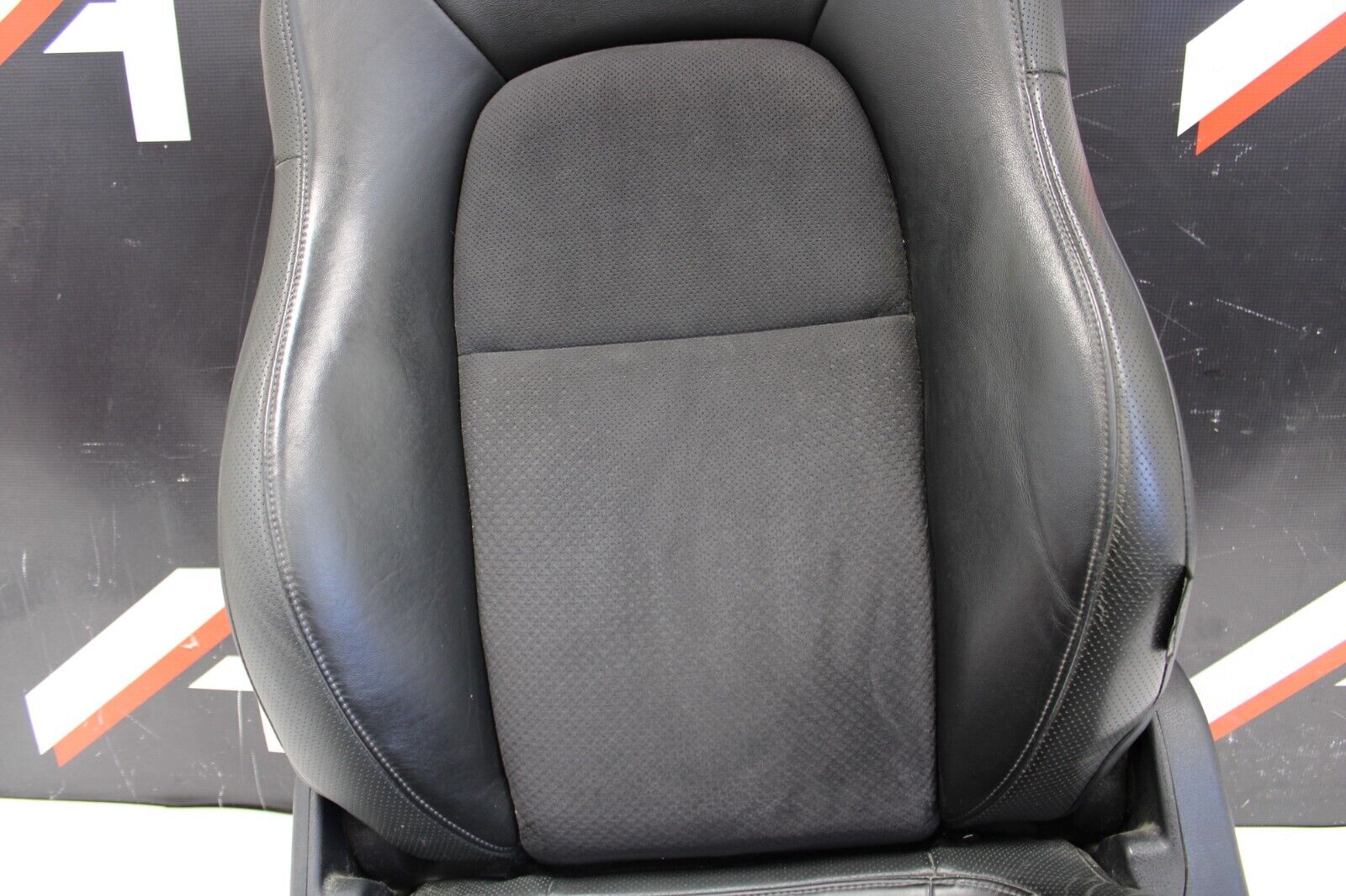 2009 Nissan GT-R R35 Front Seats OEM GTR R35
