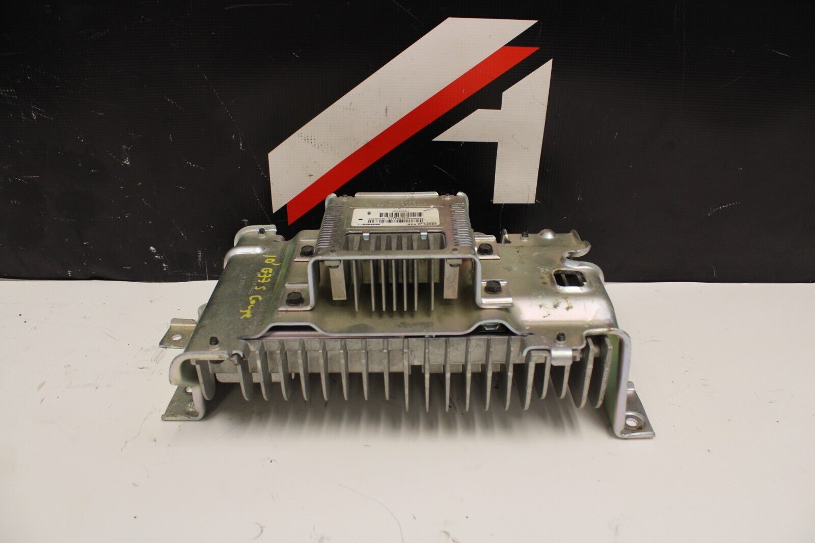 INFINITI G37 BOSE AMPLIFIER AMP OEM 2009-2015