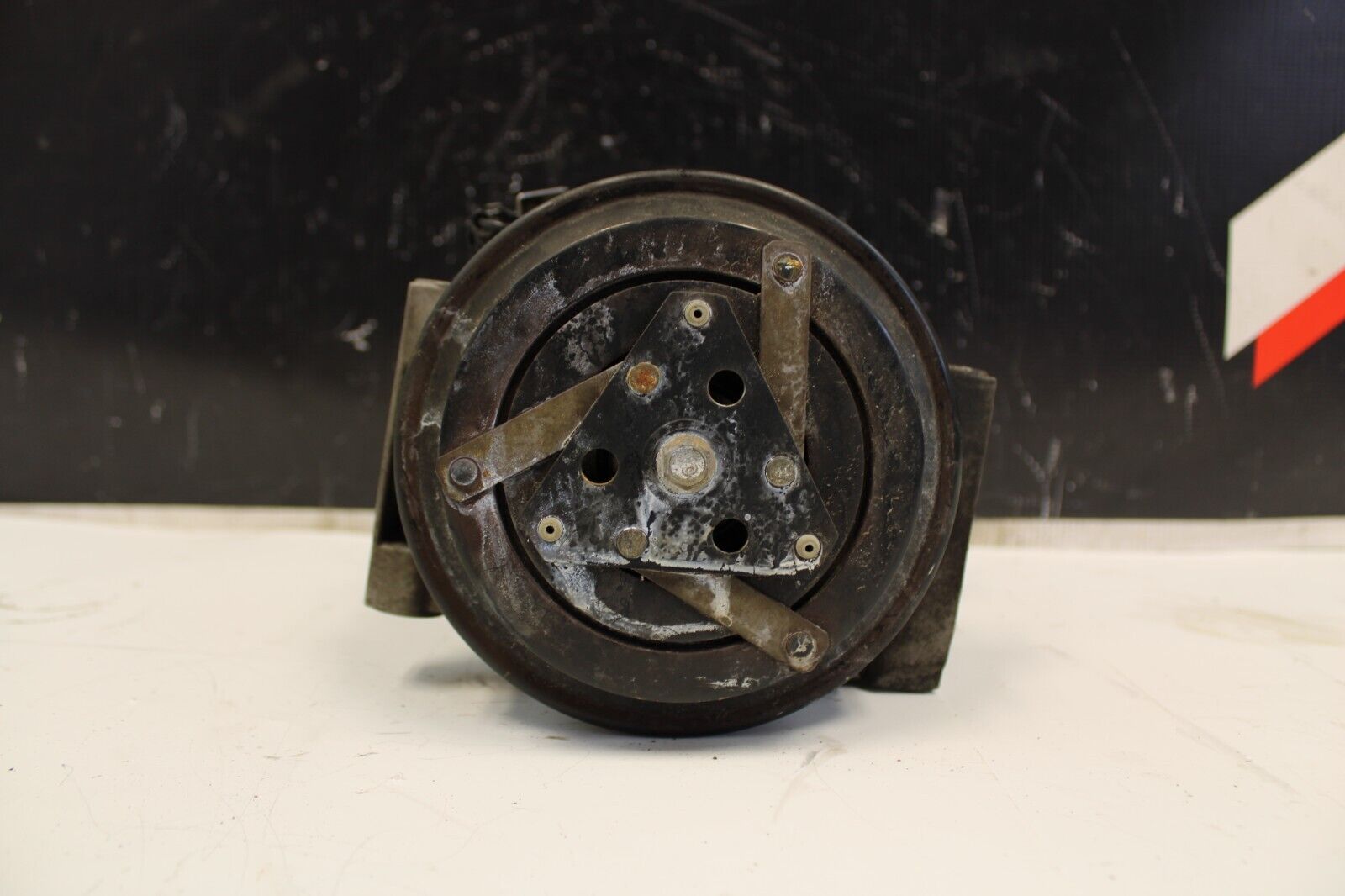 2006 INFINITI G35 COUPE AC COMPRESSOR OEM