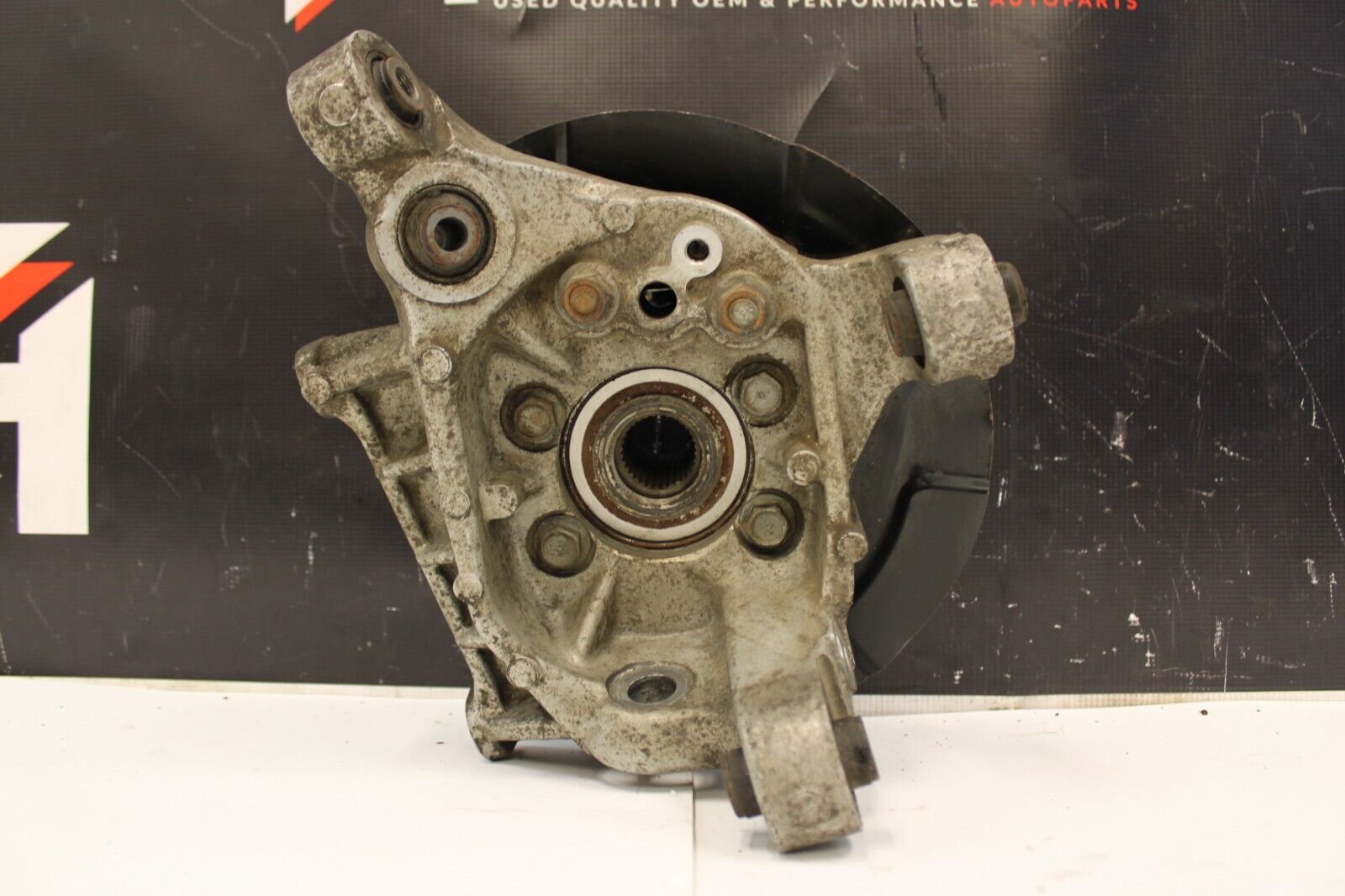 2009 Nissan GT-R R35 Rear LH Left Driver Knuckle Spindle Arm Knee Assembly OEM