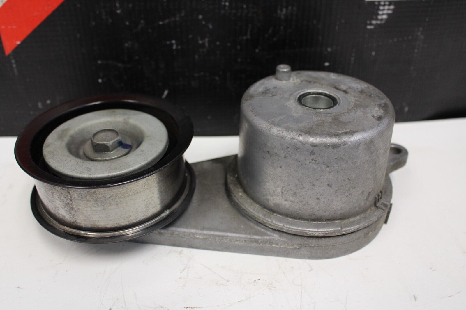 2010 Nissan GT-R R35 VR38DETT Idler Tensioner Pulley GTR OM
