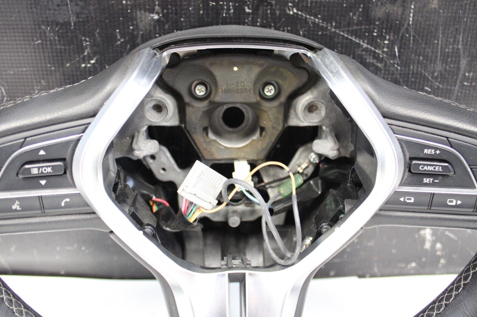 2017-2020 INFINITI Q60 OEM STEERING WHEEL BLACK LEATHER AUDIO SWITCHES