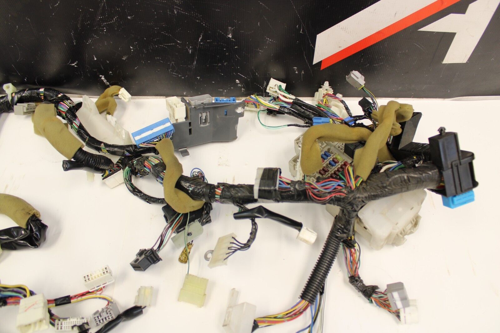 2003 MITSUBISHI LANCER EVO 8 EVOLUTION 8 OEM INTERIOR DASHBOARD WIRE HARNESS
