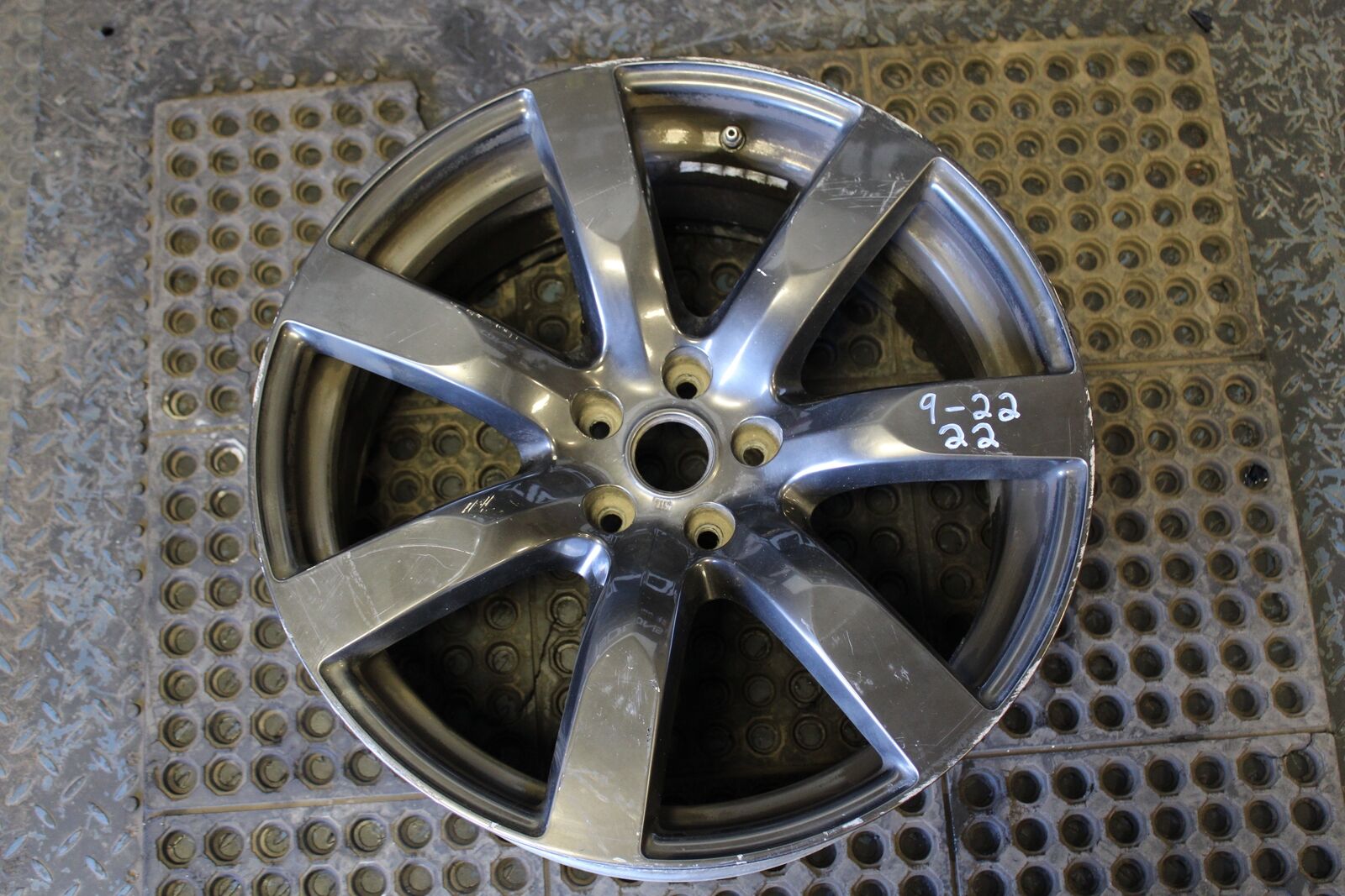 NISSAN 20x9.5 GTR R35 FRONT ALLOY WHEEL RIM GREY OEM