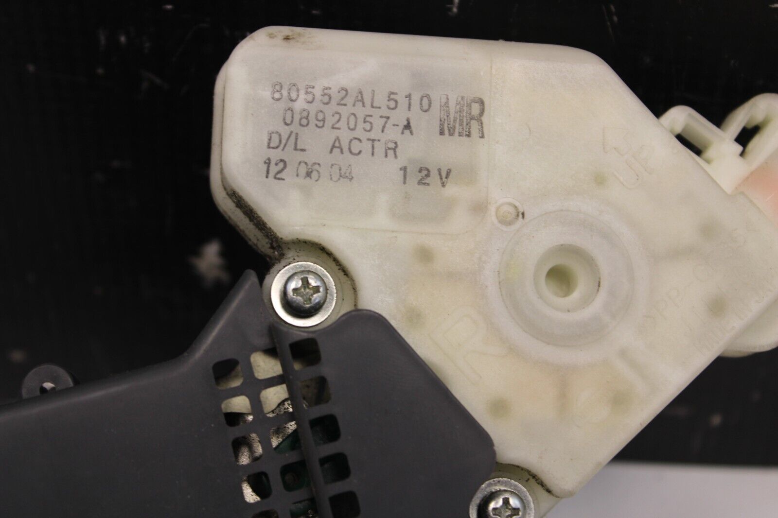 09-21 Nissan GTR GT-R R35 Front RH Right Door Lock Latch Actuator