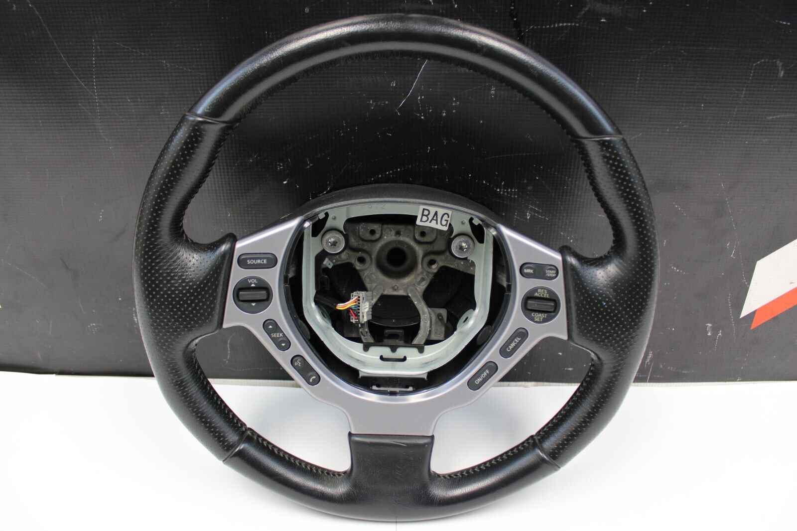 09-14 NISSAN GTR R35 OEM multifunction steering wheel for Nissan GT-R R35