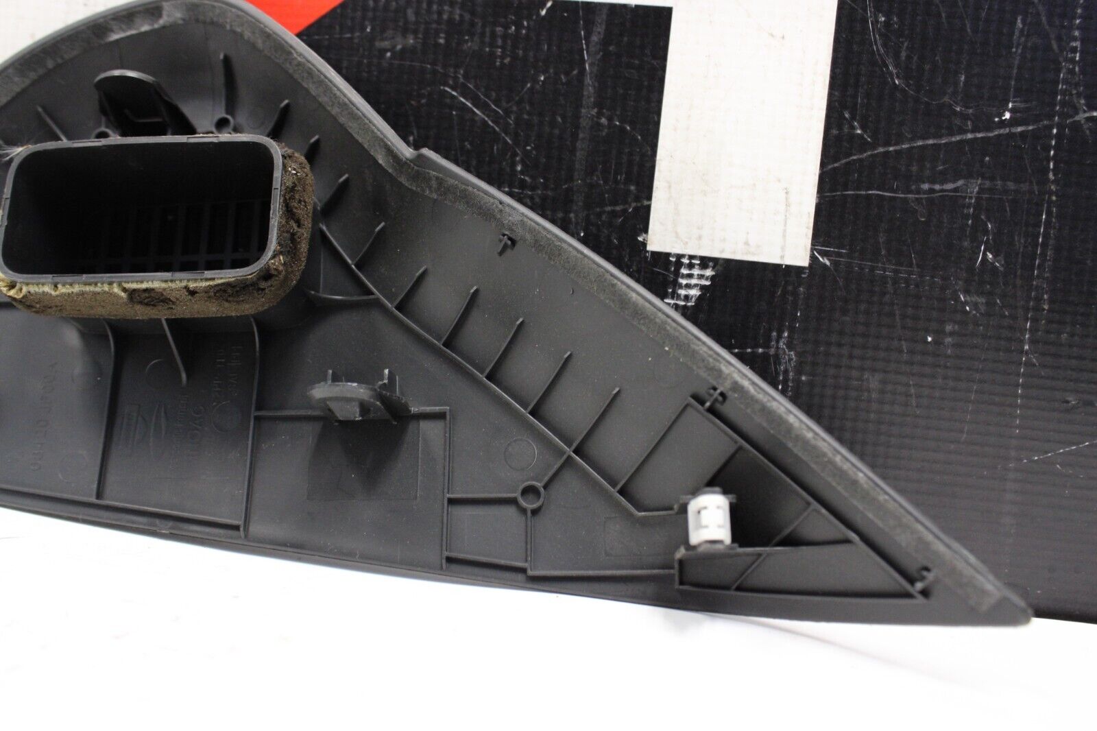 2010 NISSAN R35 GTR RH PASSENGER DASHBOARD DASH SIDE TRIM COVER PANEL