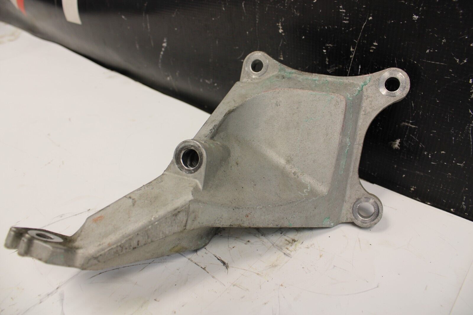 09-15 NISSAN GT-R GTR R35 VR38 ENGINE MOTOR MOUNT BRACKET Driver Left