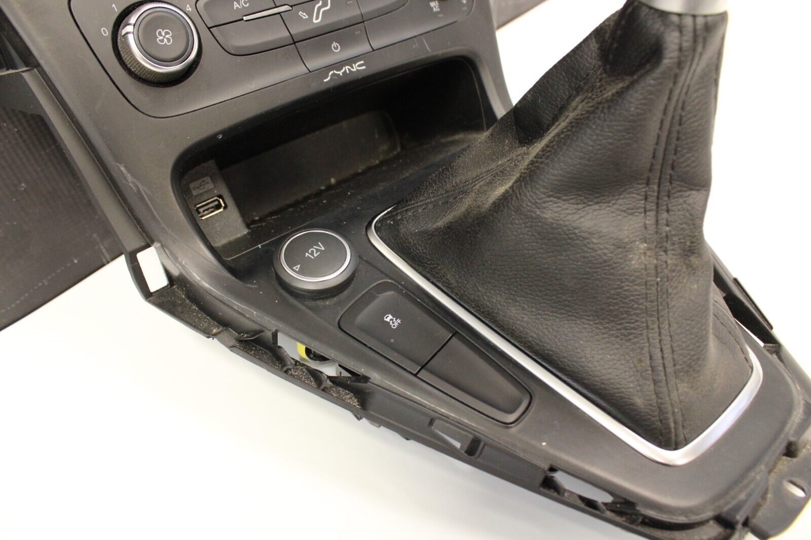2018 Ford Focus ST Dash Center Console Shifter Trim Bezel Surround OEM