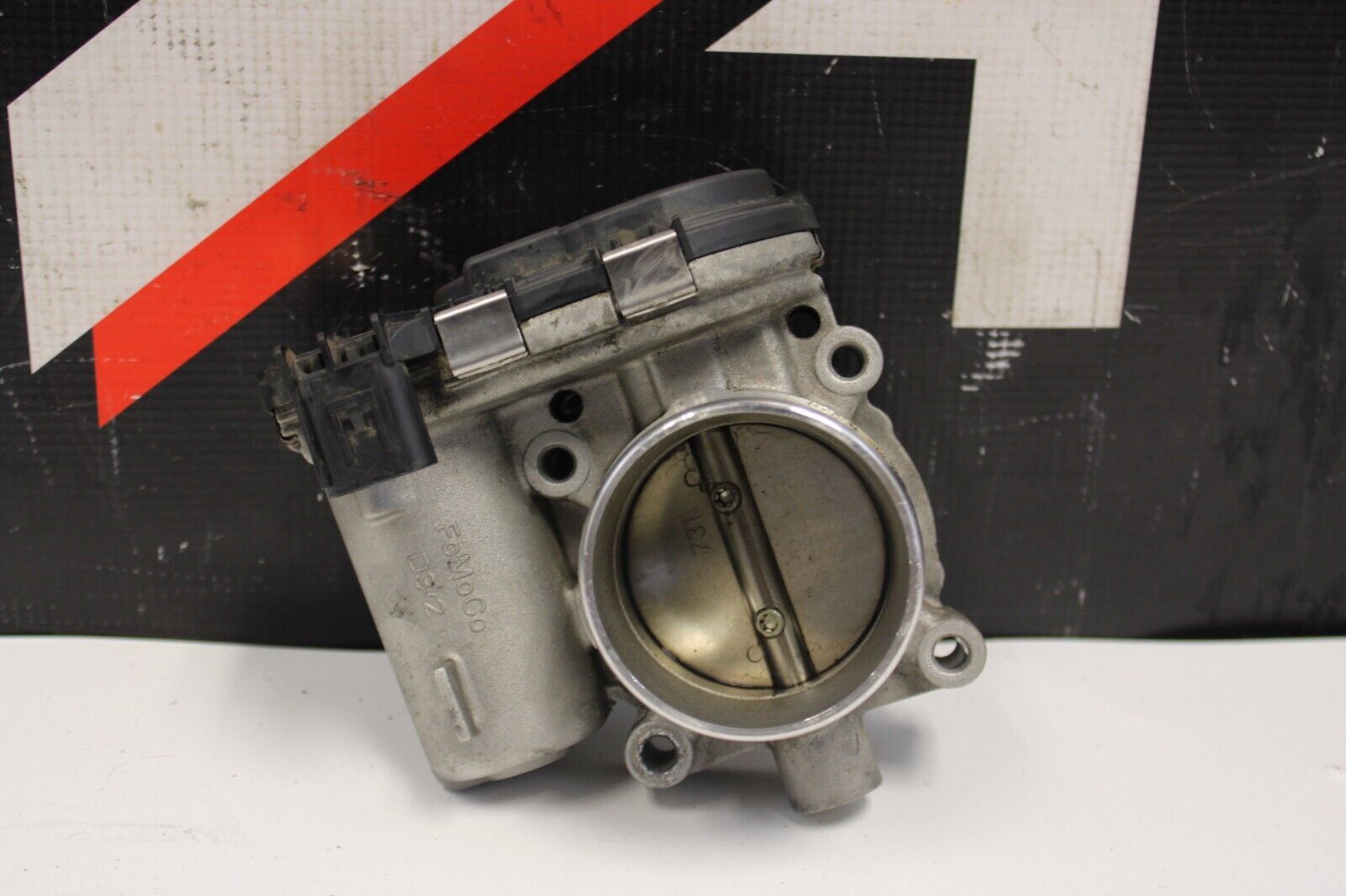 2013-2018 Ford Focus ST st3 oem air intake throttle body assembly DS7E-9F991-BB