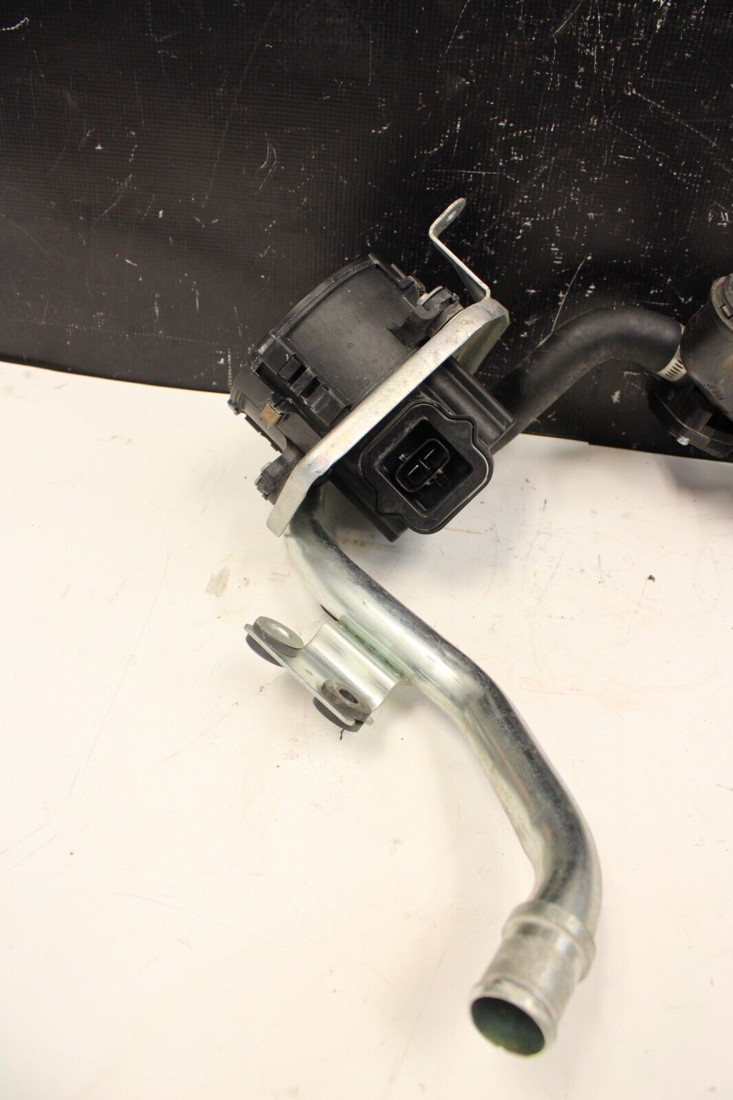 09-15 Nissan GTR R35 VR38 AWD Secondary Air Injection Smog Pump 14810JF03B OEM