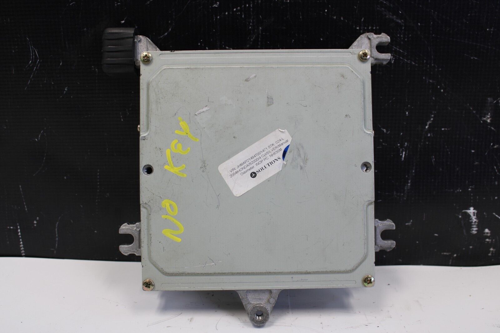 2004 HONDA S2000 AP2 OEM ECU ENGINE CONTROL UNIT USED 37820-PZX-A02