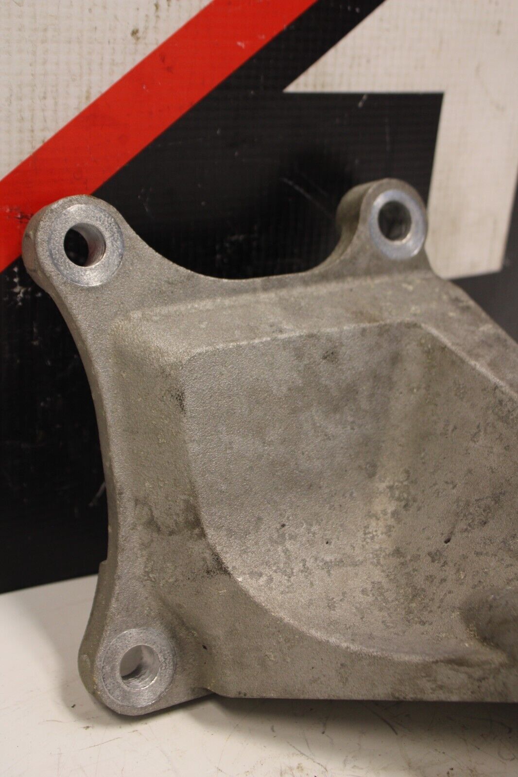 09-15 NISSAN GT-R GTR R35 VR38 ENGINE MOTOR MOUNT BRACKET Driver Left