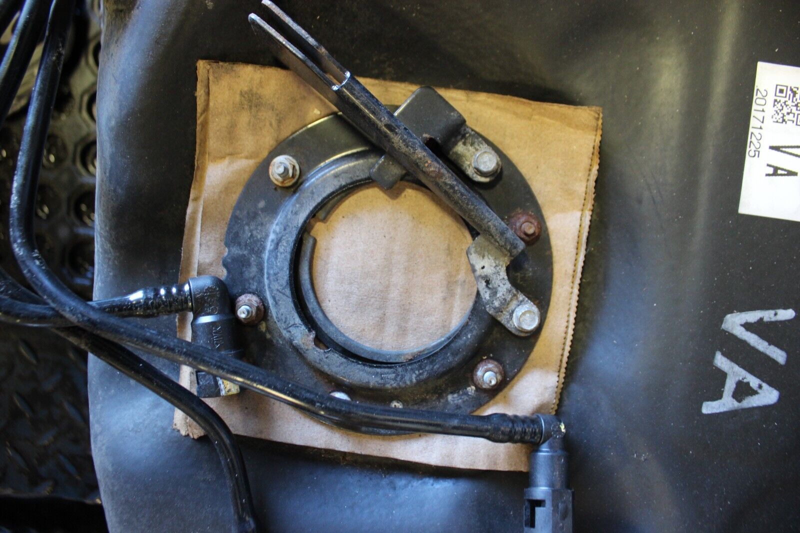 2015-2021 SUBARU WRX STI STOCK FUEL GAS TANK ASSEMBLY