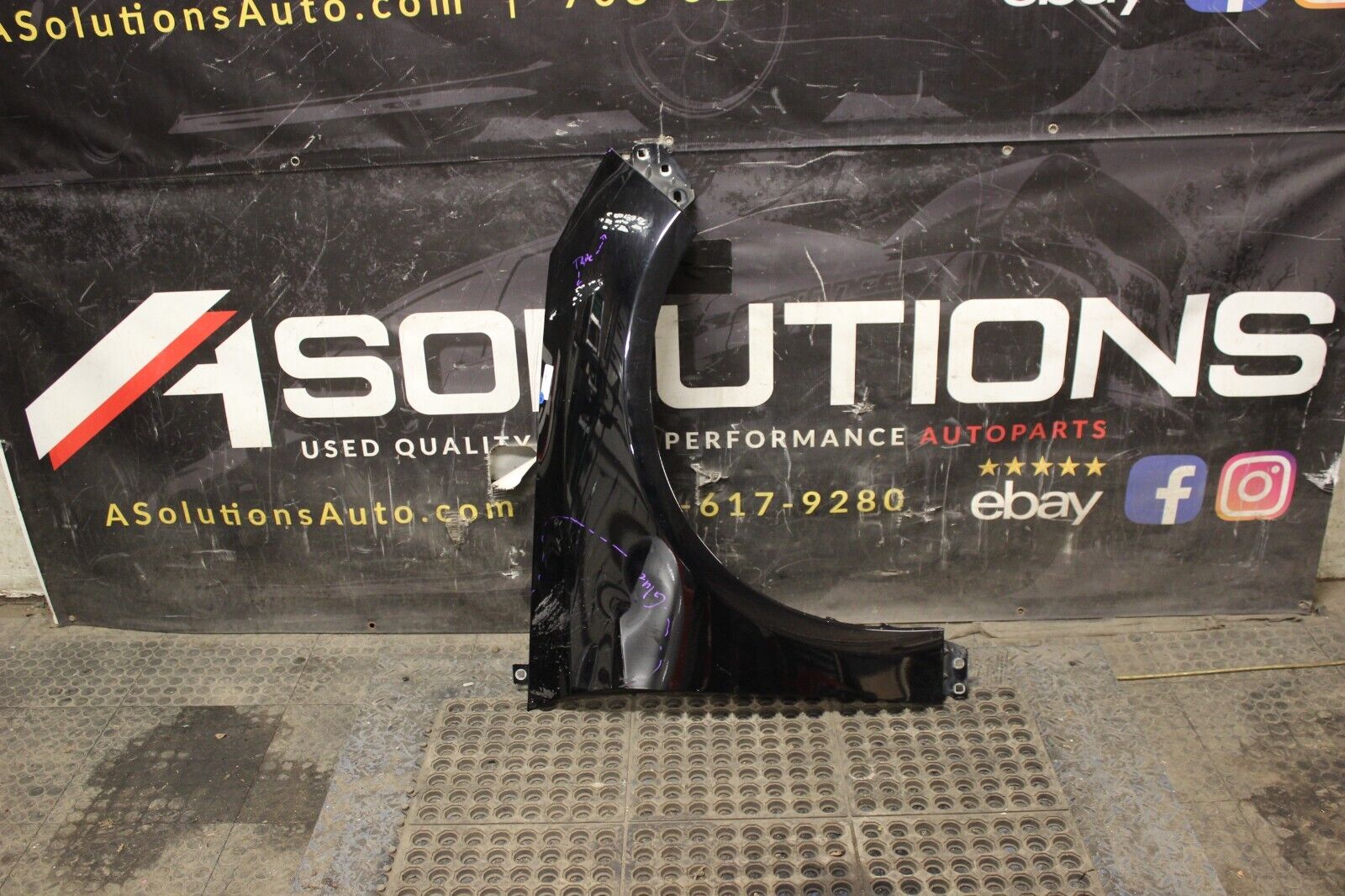 2012-2018 Ford Focus ST Front Right Passenger Fender Panel OEM