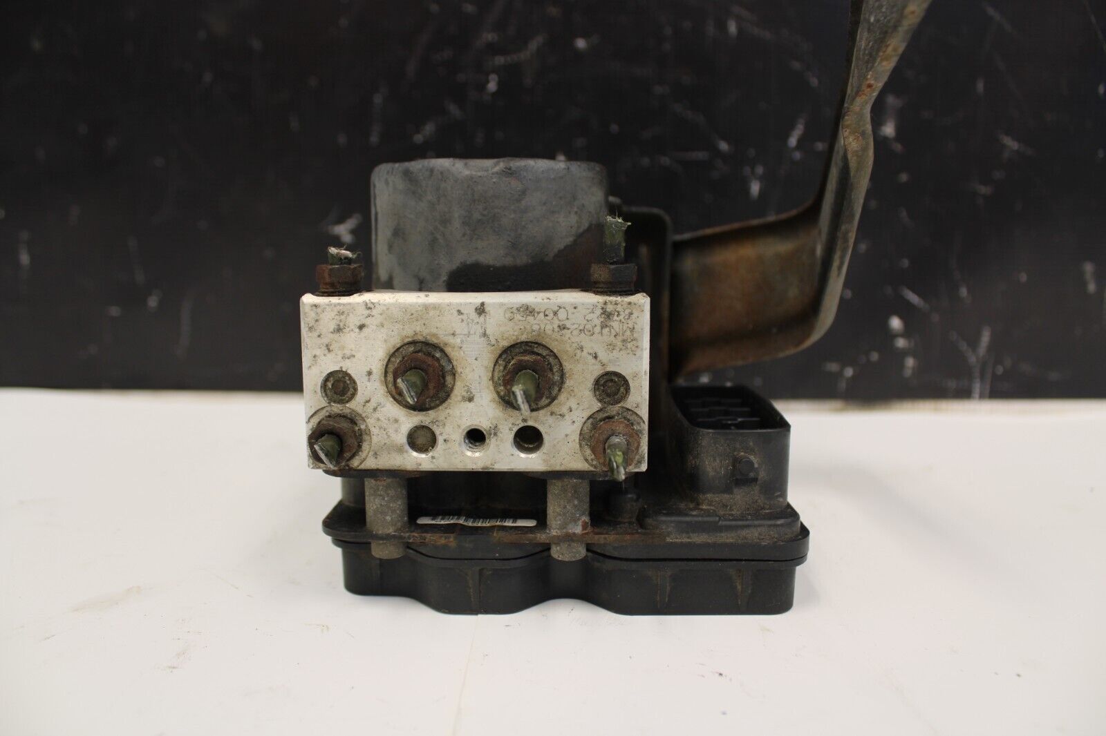 03-06 MITSUBISHI LANCER EVOLUTION EVO 8 9 VIII IX - ABS PUMP VSA VALVE MODULE