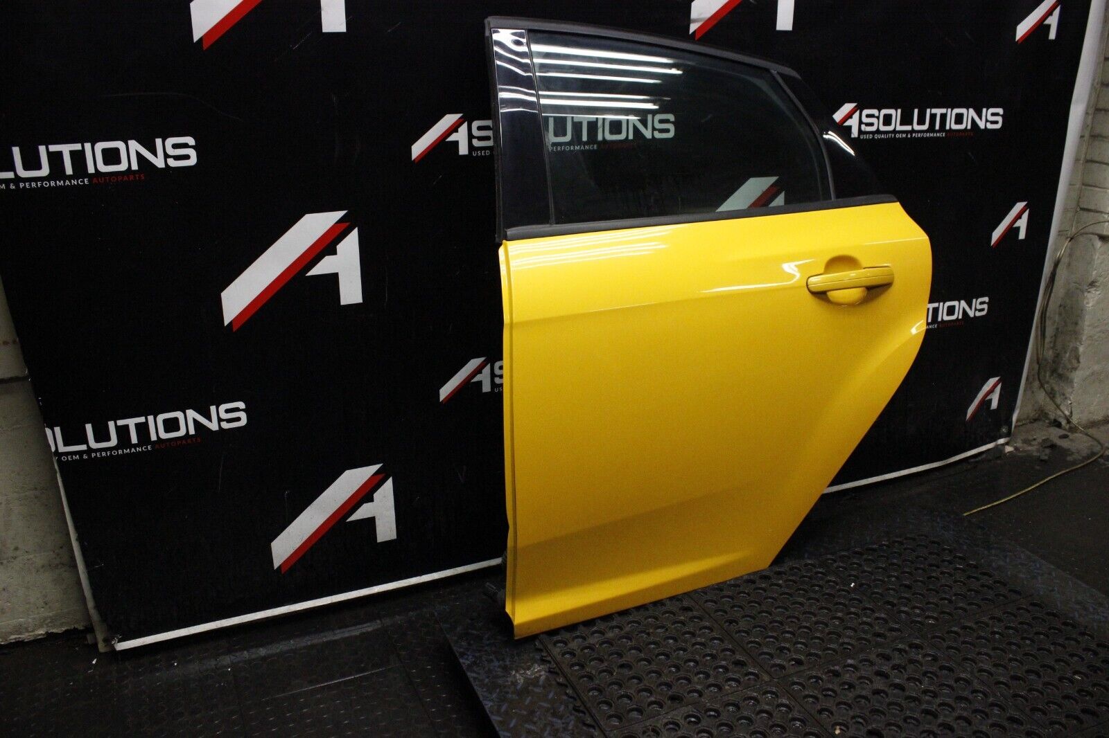2012-2017 Ford Focus ST 2.0 Ecoboost OEM Rear Driver Side Door Hatchback