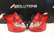 2013-2014 Ford Focus ST Hatchback Tail Light Pair