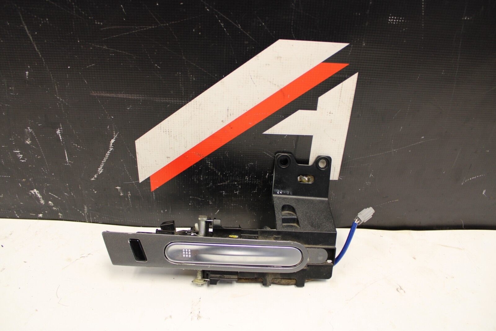 2009 Nissan GTR R35 RH Right Passenger Side Exterior Door Handle W Trim GT-R OEM