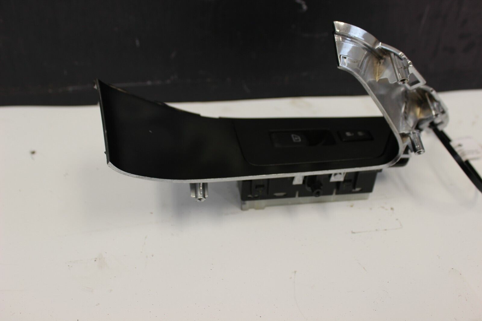 2015 Nissan GTR R35 RH Right Passenger Side Door Window Switch Assy OEM