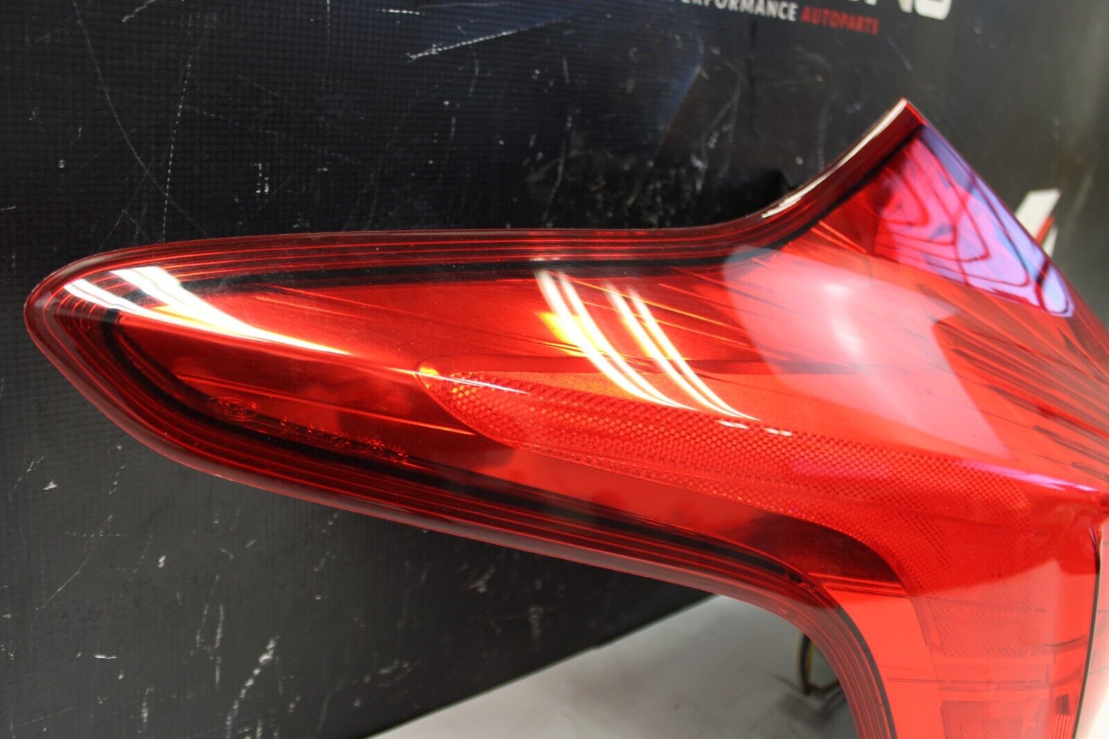 2013-2014 Ford Focus ST Hatchback Tail Light Pair