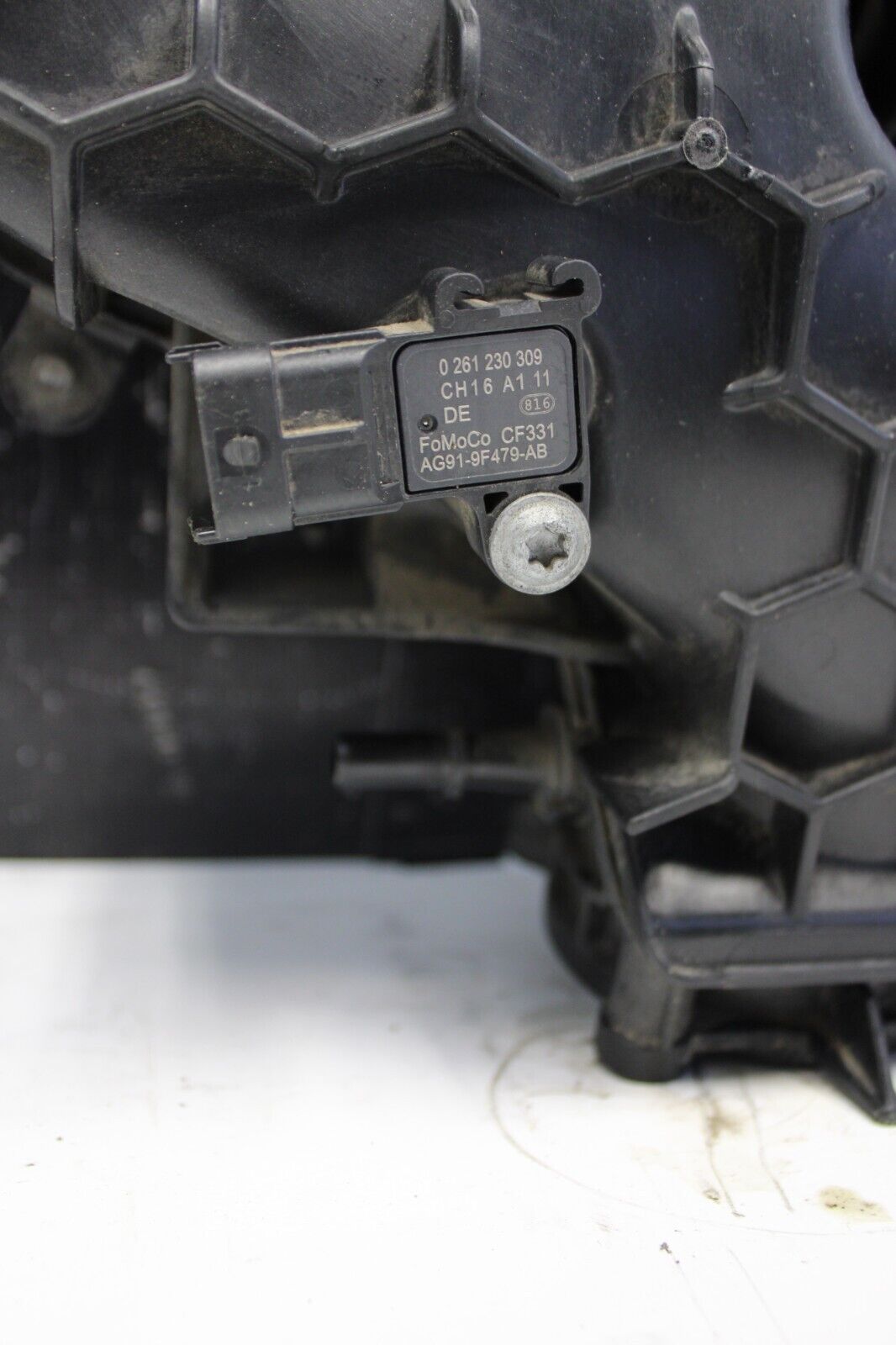 2013-2018 Ford Focus ST turbo oem air intake manifold assembly