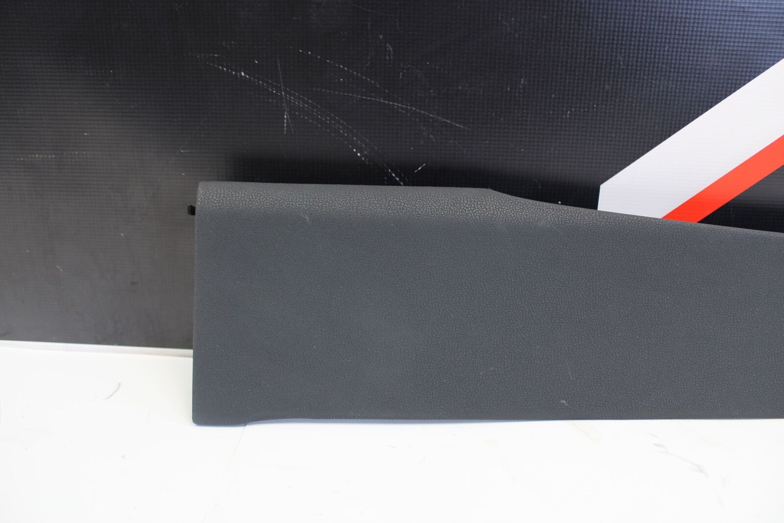 2014 Nissan GT-R RH Passenger Side Console Trim Panel 68134-Jf10
