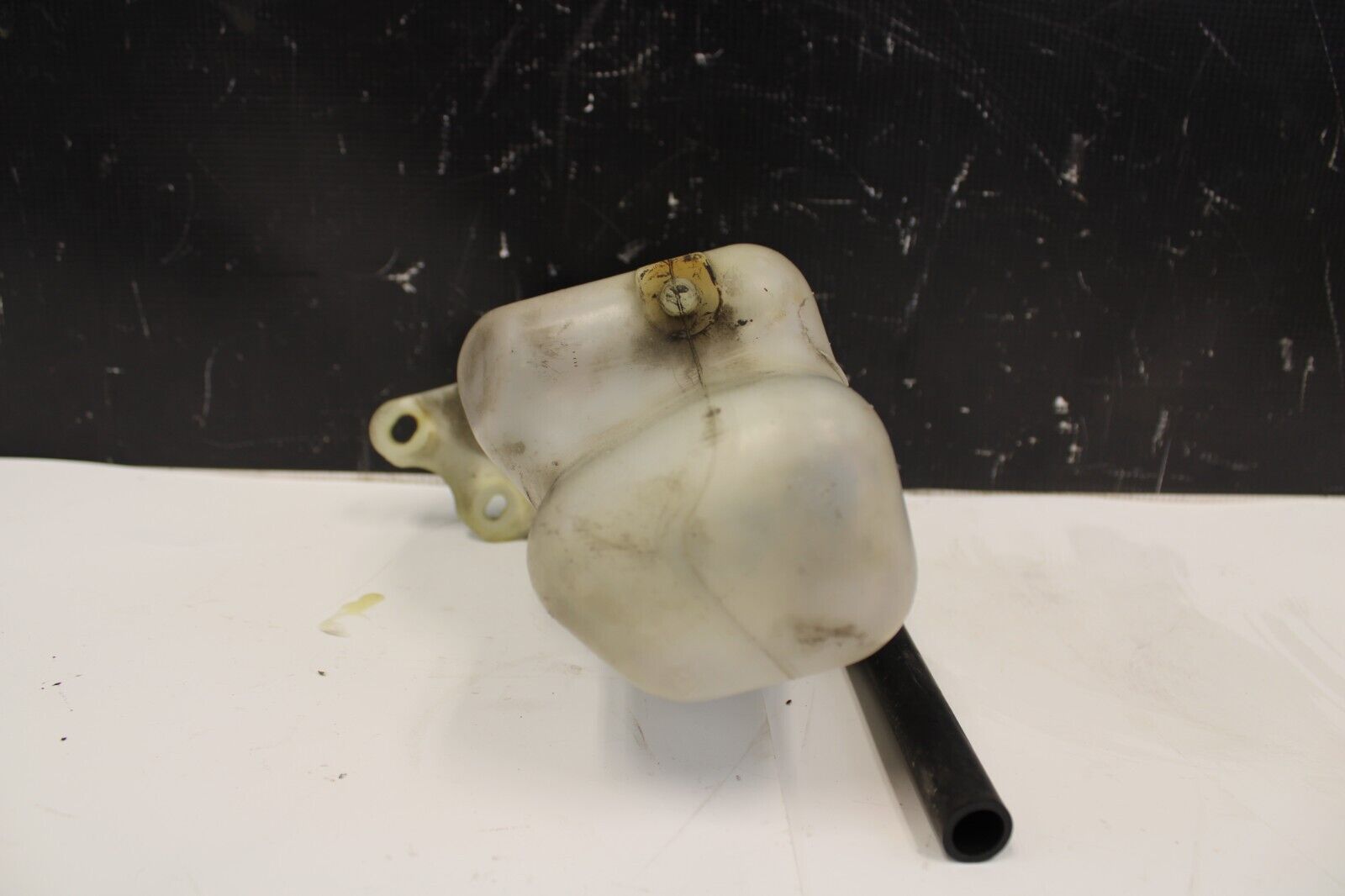 03-06 MITSUBISHI EVO EVOLUTION 8 9 OEM COOLANT OVERLFOW RESERVOIR TANK