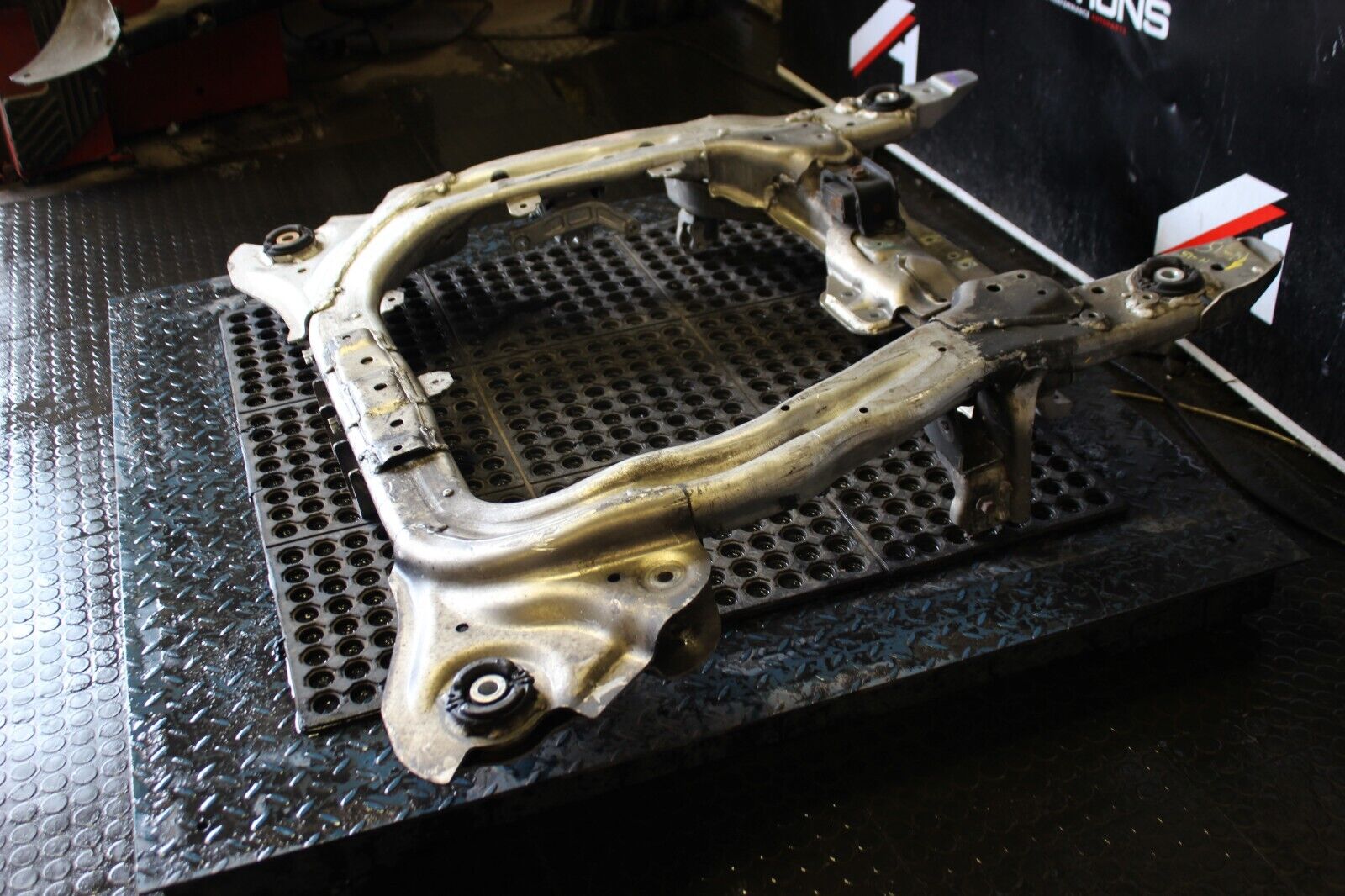 2007 2008 Acura TL Type-S 3.5L A/T Front Subframe Engine Cradle Crossmember OEM
