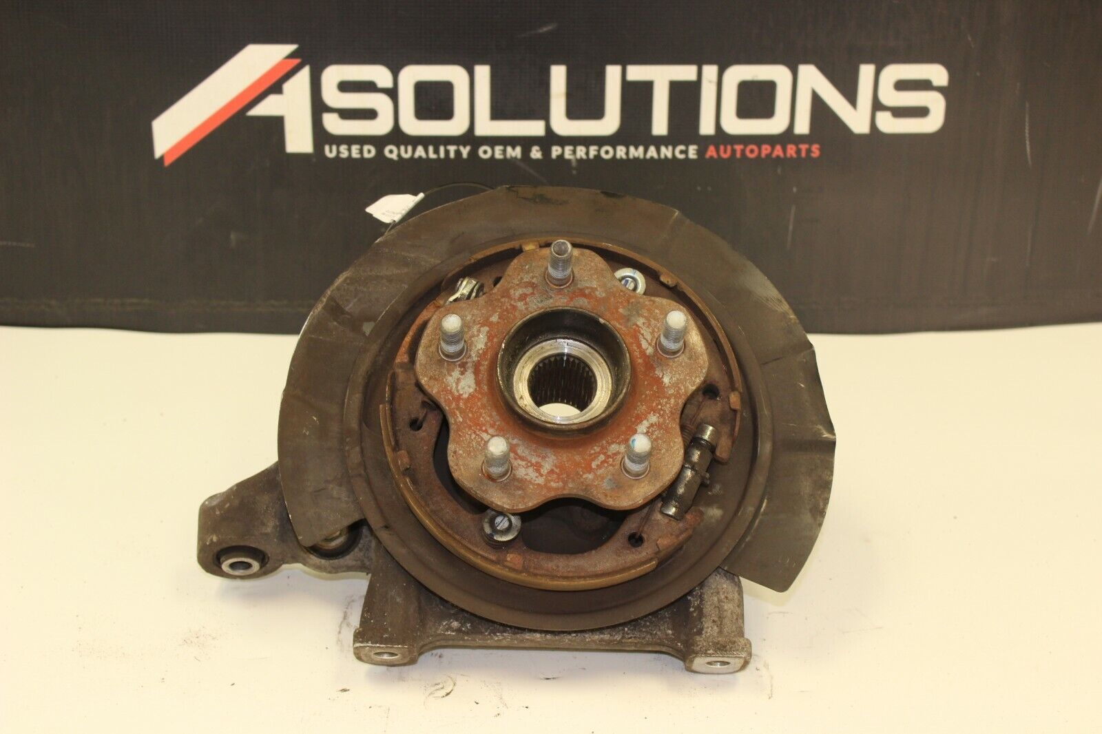 2015 Nissan R35 GT-R GTR Right Passenger Rear Knuckle OEM