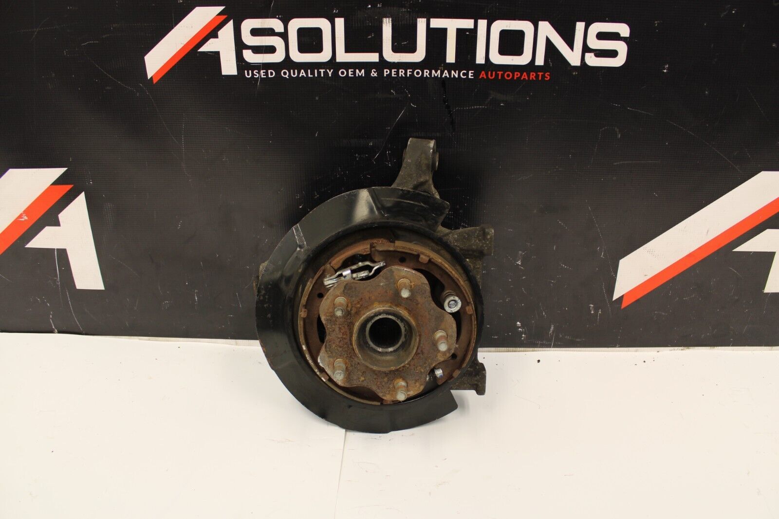 2009 Nissan GT-R R35 Rear LH Left Driver Knuckle Spindle Arm Knee Assembly OEM