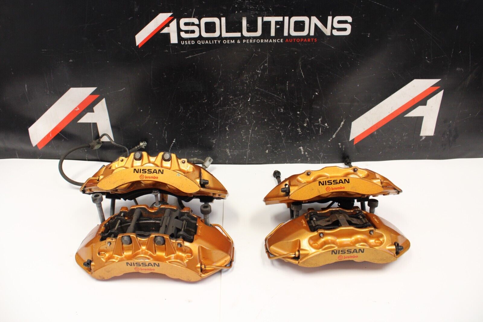 2009 NISSAN GT-R R35 GTR 3.8L VR38 OEM BREMBO FRONT + REAR BRAKE CALIPERS SET