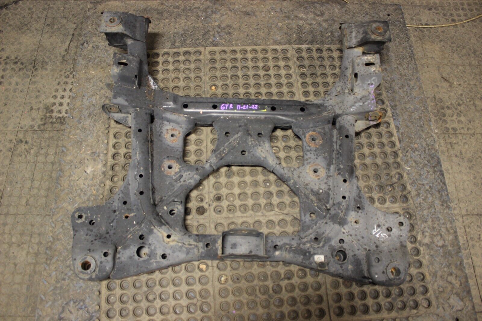 2010 NISSAN GT-R R35 VR38 AWD OEM FRONT ENGINE SUBFRAME CROSSMEMBER