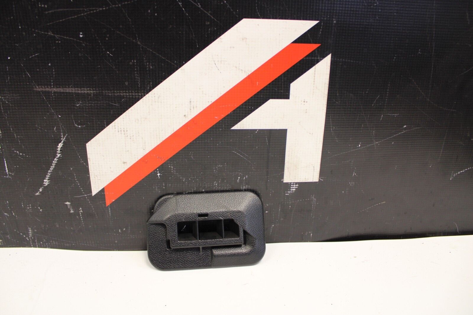 2010 NISSAN R35 GTR CBA LOWER FOOT A/C AIR VENT DUCT TRIM COVER 16K MILES OEM