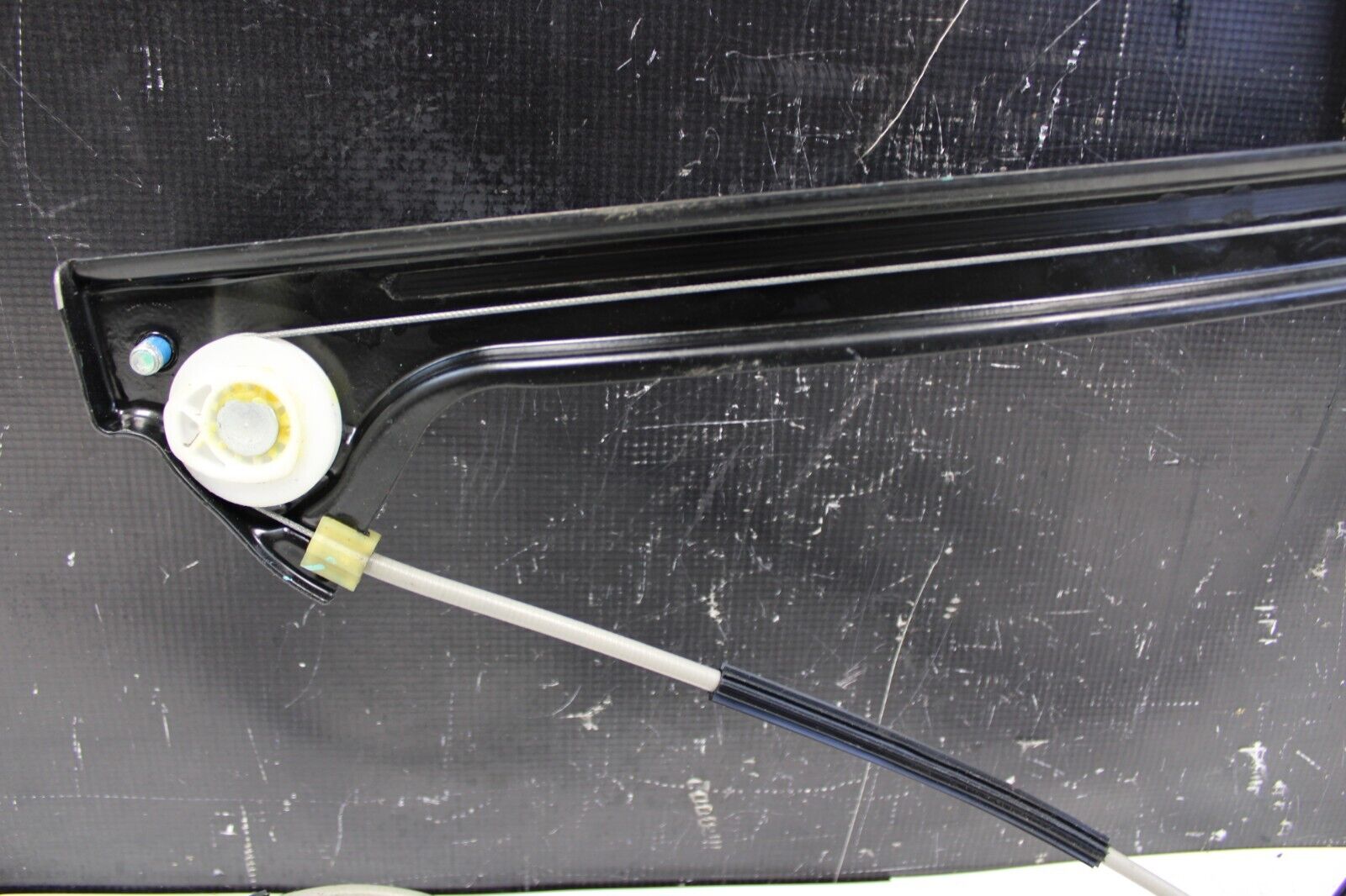 2009-2020 NISSAN GTR R35 WINDOW REGULATOR WITH MOTOR RIGHT PASSENGER SIDE