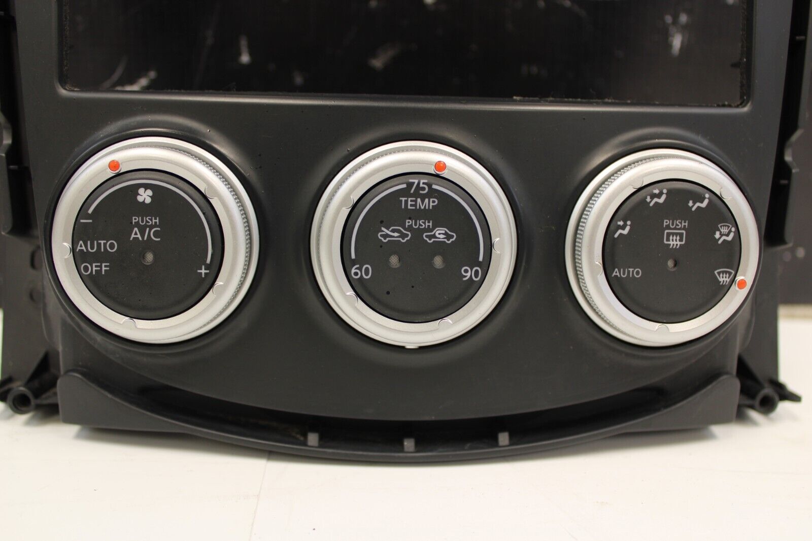 09-20 Nissan 370Z AC Controls Radio Bezel Trim